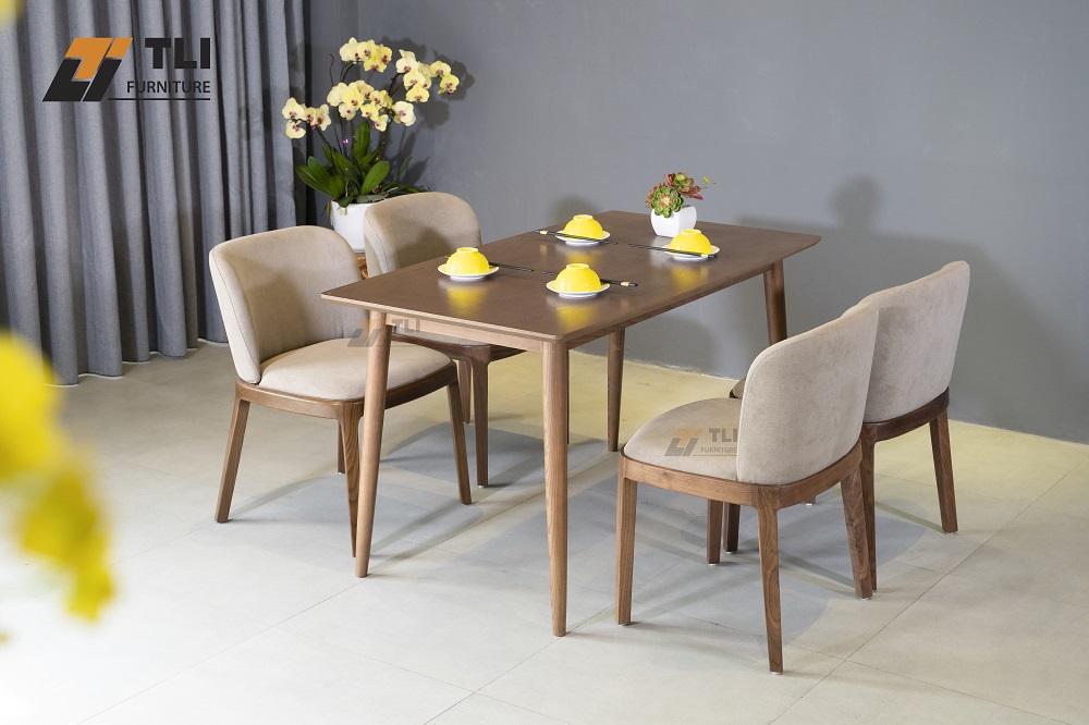 Chỉ nên sử dụng bàn ghế ăn gỗ này để đảm bảo an toàn cho sức khỏe