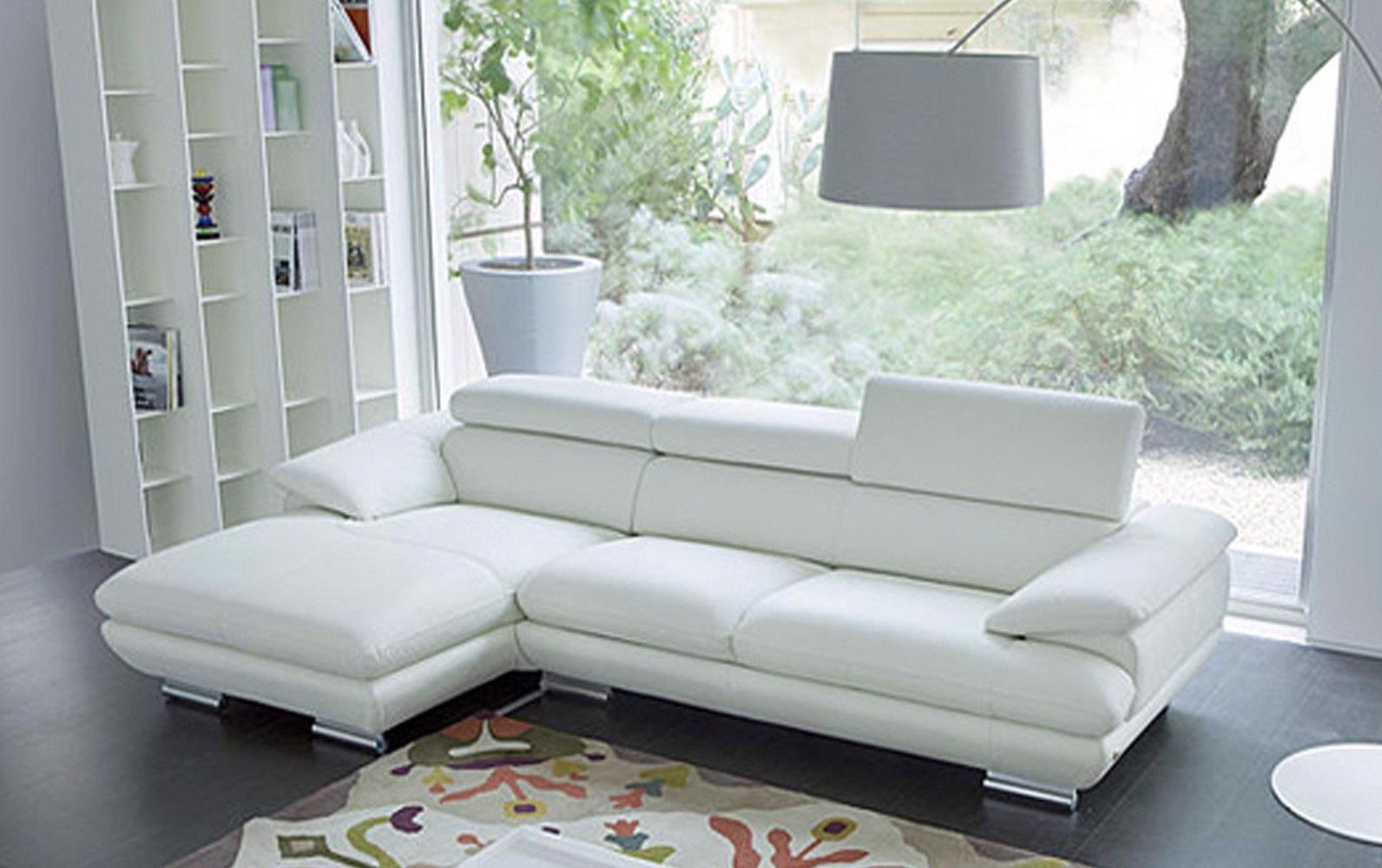 Bí quyết làm sạch ghế sofa da màu trắng đúng cách từ chuyên gia TLI